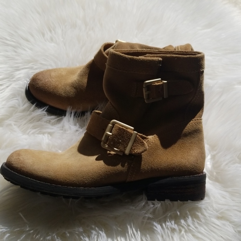 Used Vince Camuto Tan Suede Boots, Shoes, Women